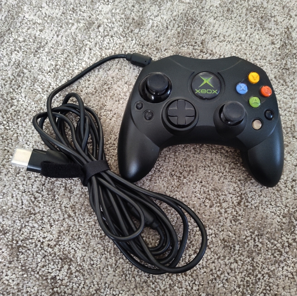 Xbox Original Console With Accessories And Manuals - Picture 6 of 11